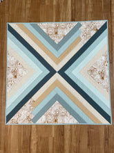 Load image into Gallery viewer, Blue and beige sugar pop baby quilt
